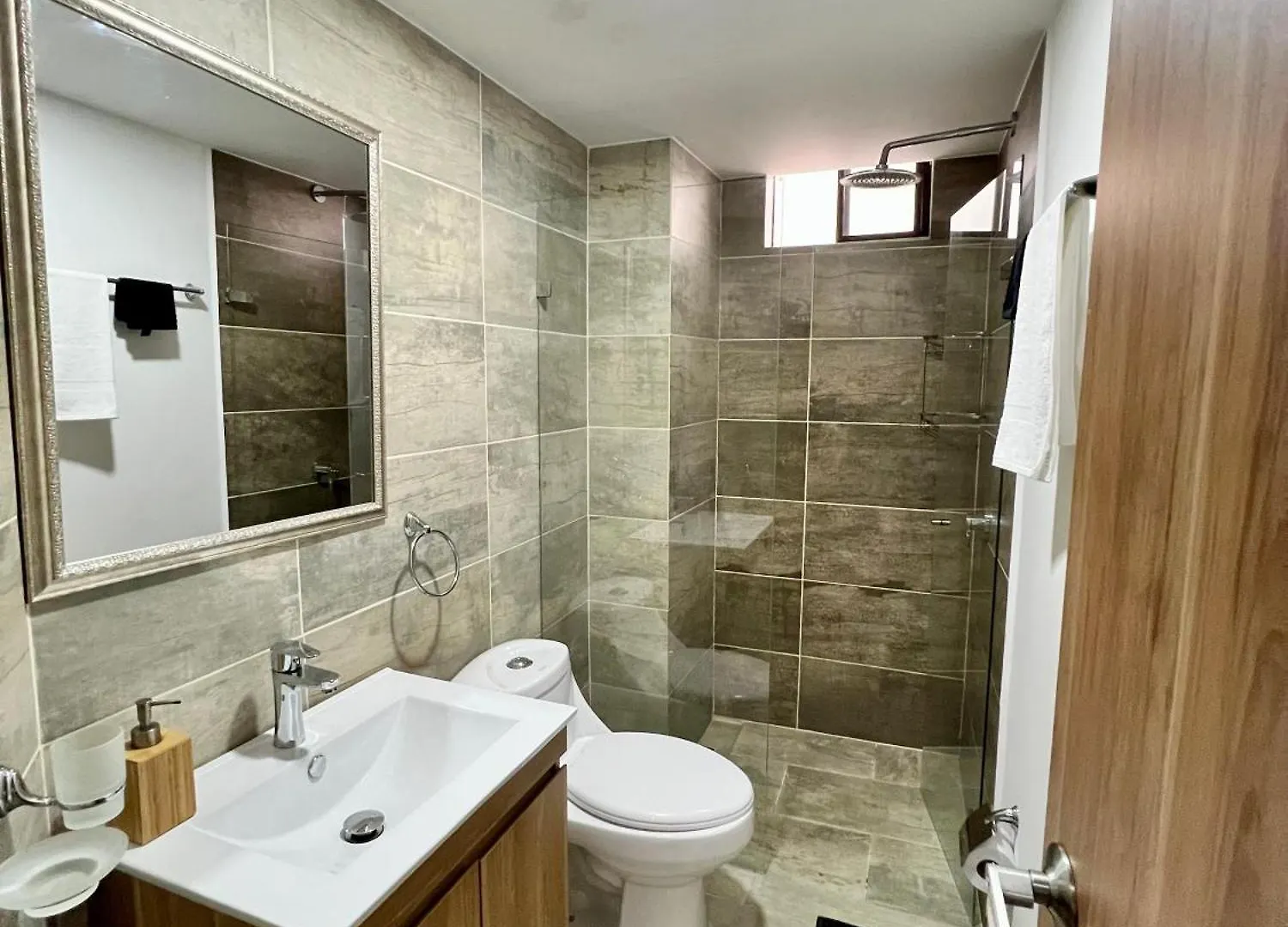 Laureles The Nbhd Apartments Medellín 0*,